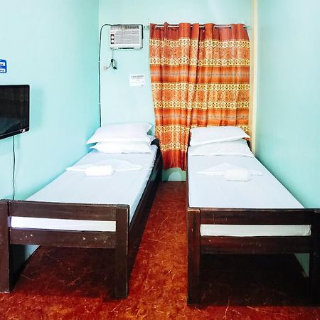 Reddoorz At D128 Lodge Cagayan Valley Tuguegarao City Exteriör bild