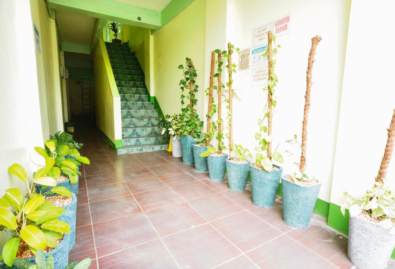Reddoorz At D128 Lodge Cagayan Valley Tuguegarao City Exteriör bild