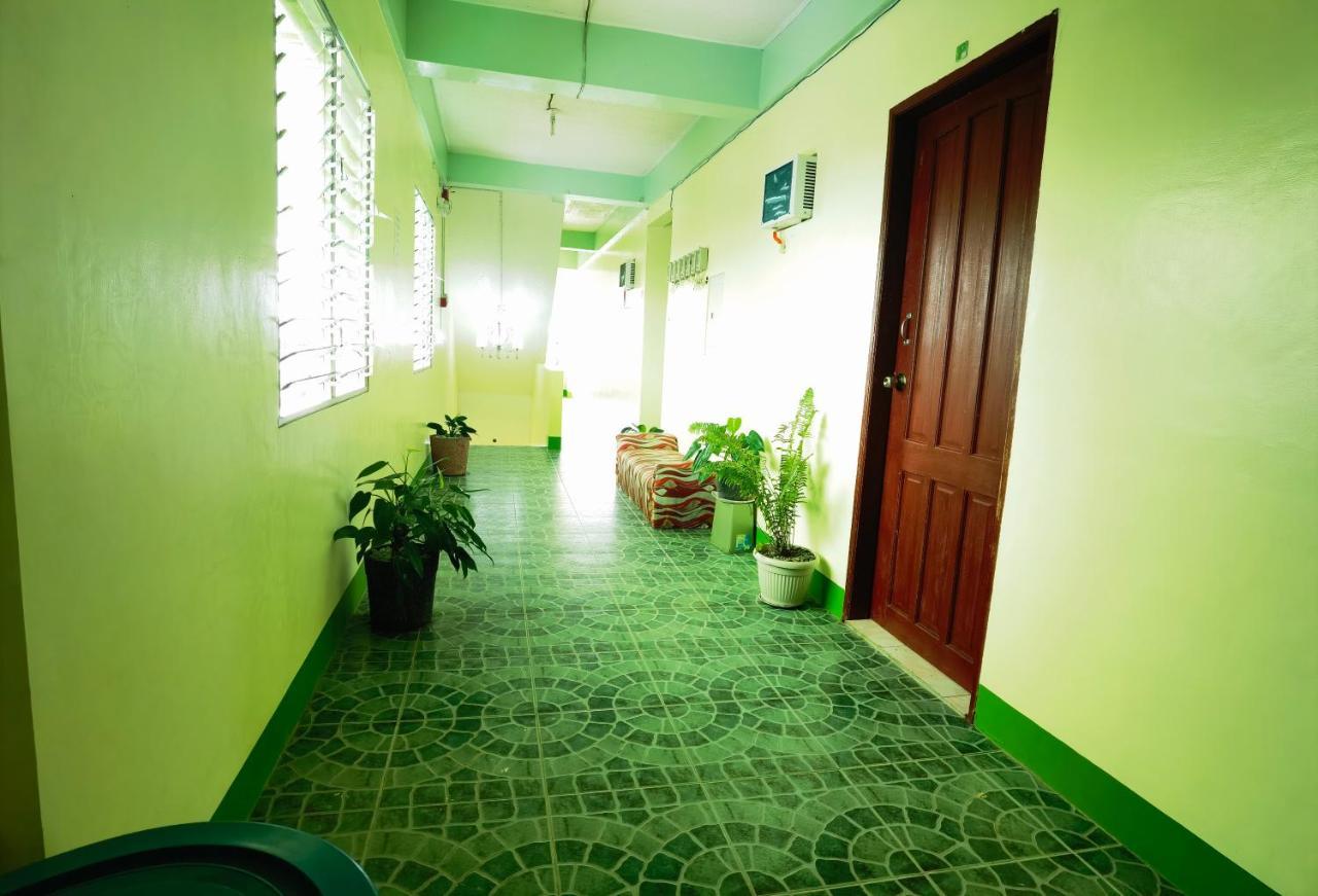 Reddoorz At D128 Lodge Cagayan Valley Tuguegarao City Exteriör bild