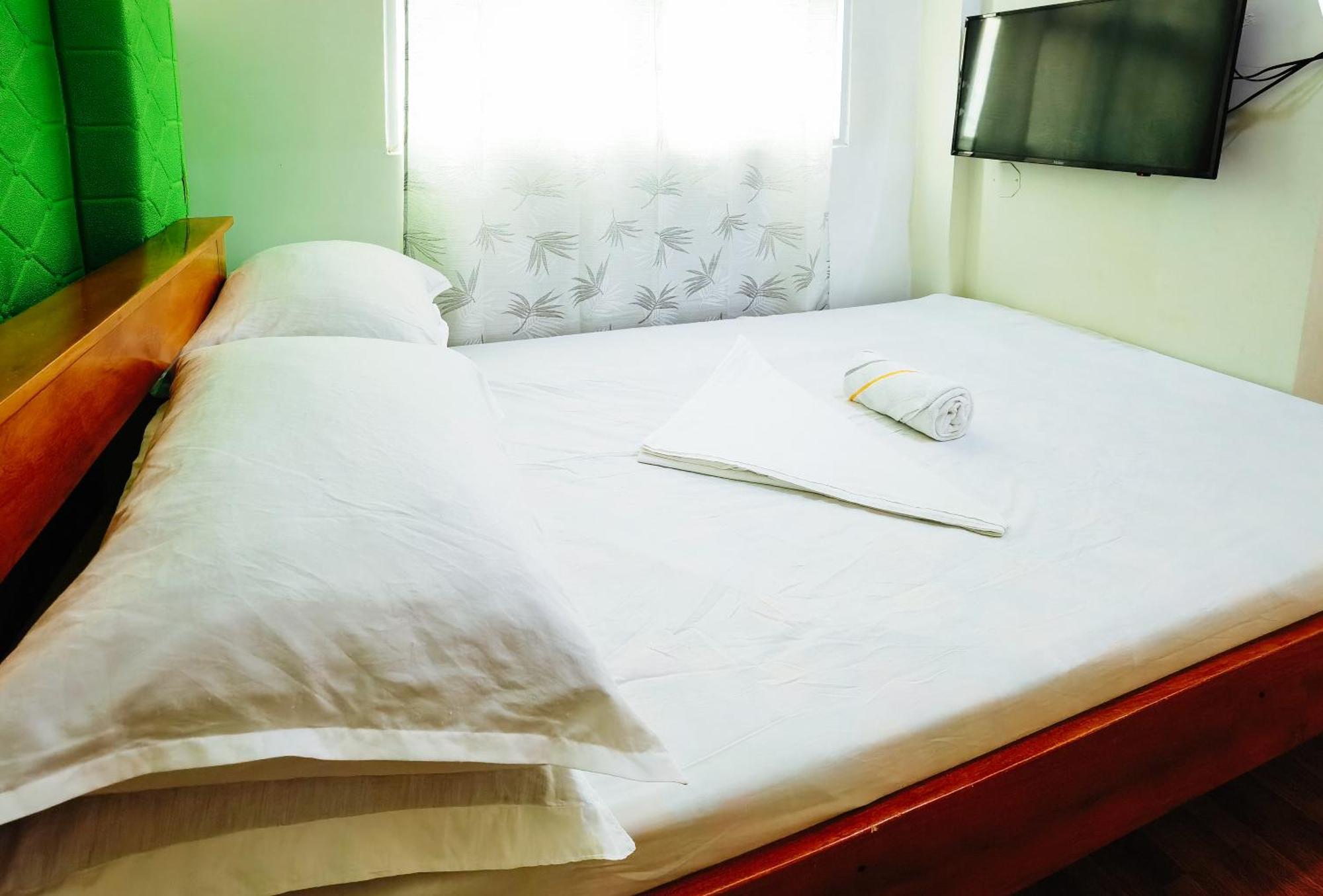 Reddoorz At D128 Lodge Cagayan Valley Tuguegarao City Exteriör bild