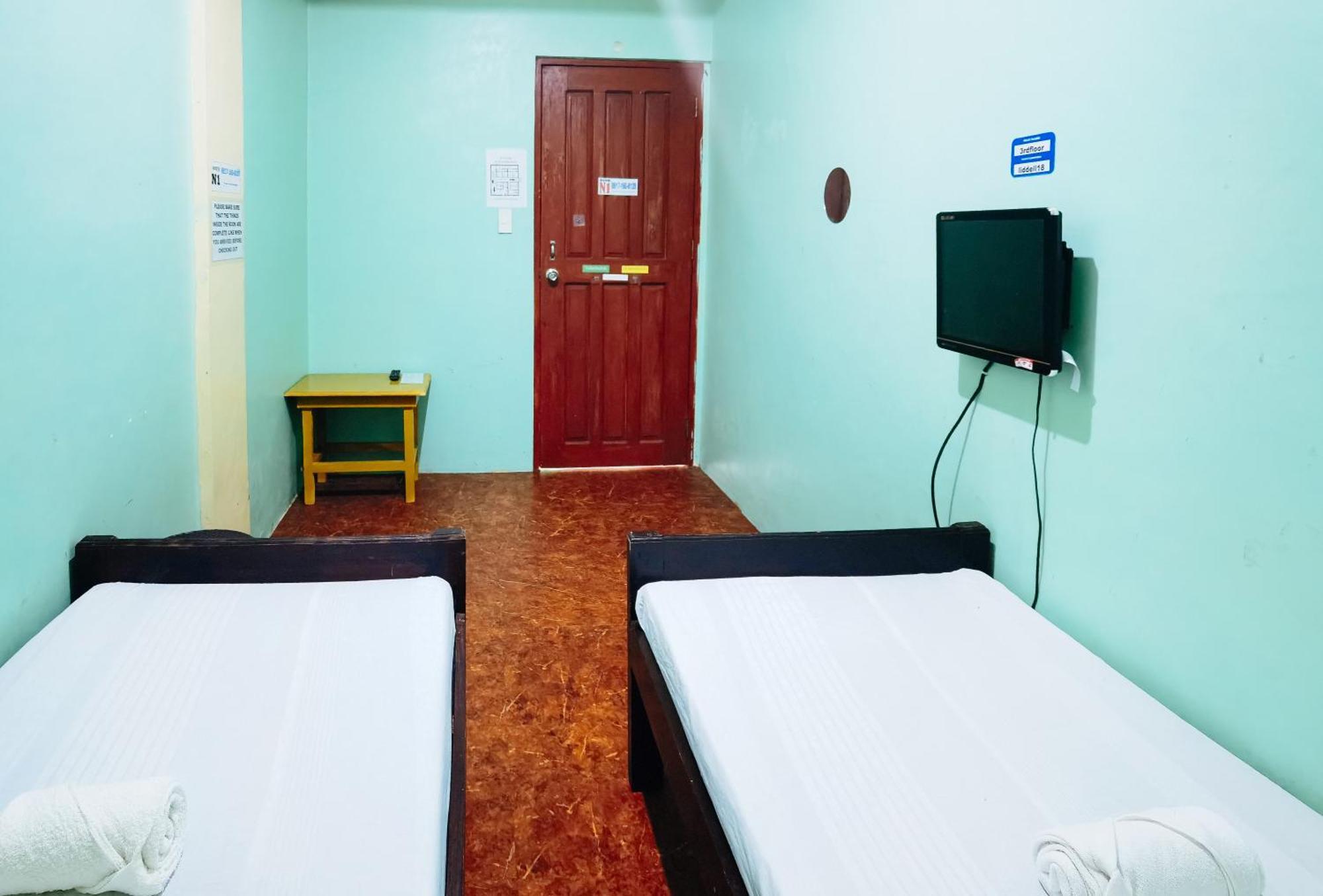 Reddoorz At D128 Lodge Cagayan Valley Tuguegarao City Exteriör bild